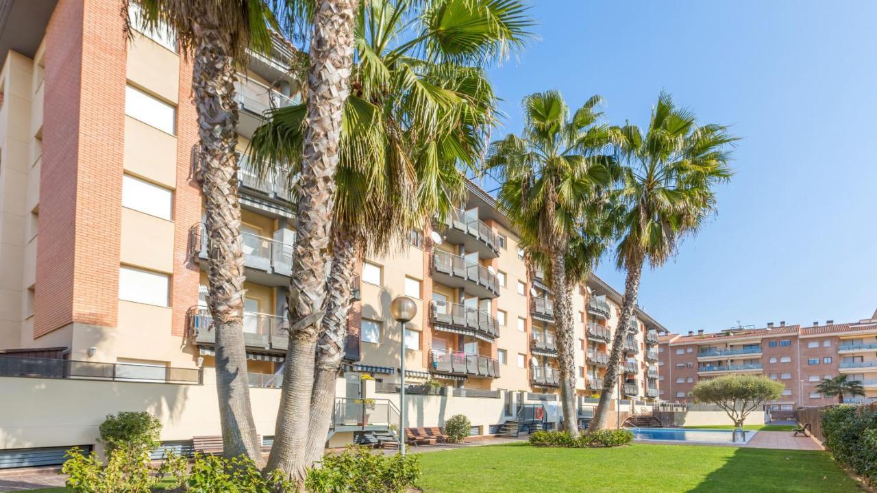 2P-51 - Lloret De Mar Zewnętrze zdjęcie